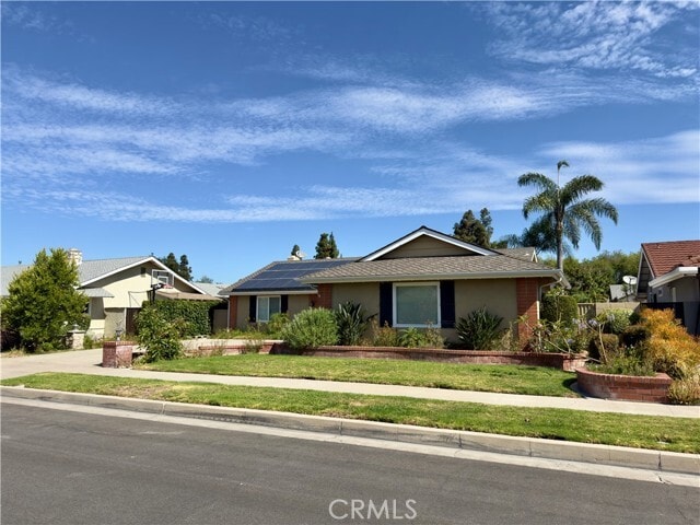 Building Photo - 629 E Riverview Ave