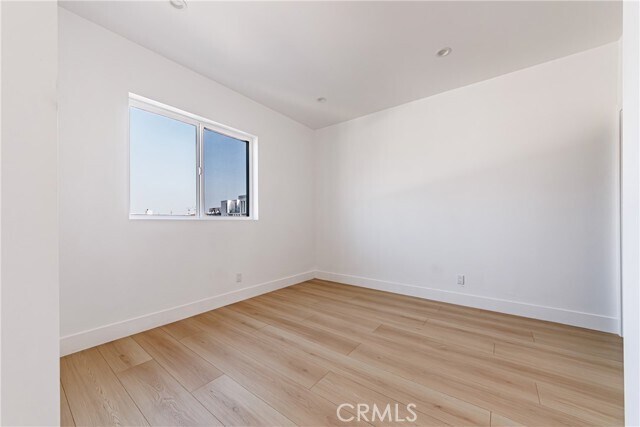 Building Photo - 13461 Beach Ave