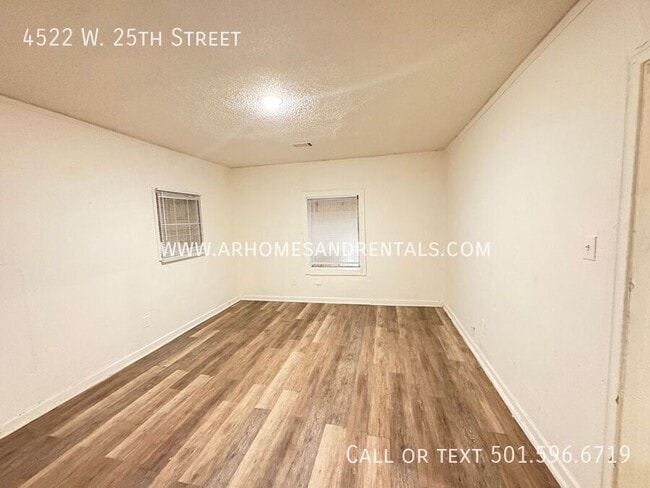 Building Photo - 4522 W 25th St