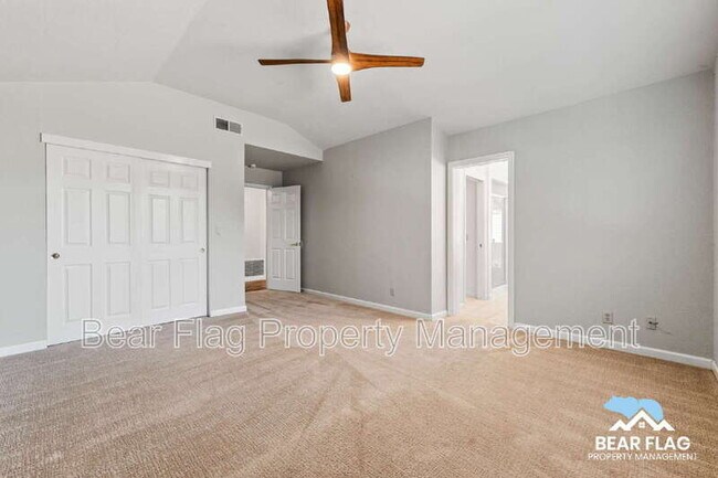 Building Photo - 1601 Wyndham Way
