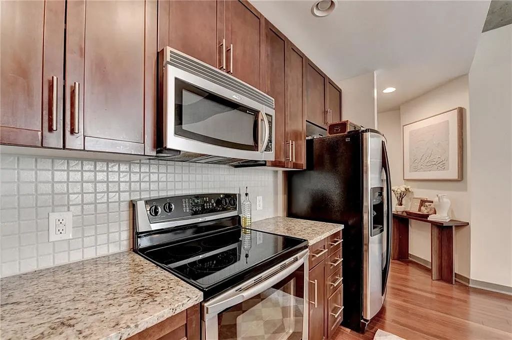 Building Photo - 855 Peachtree St NE