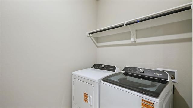 Building Photo - 821 Sunflower Rd