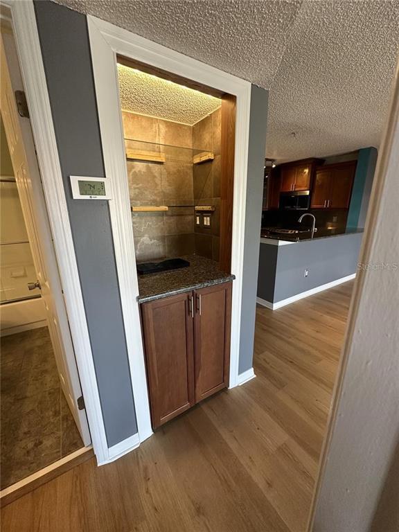 Building Photo - 2400 Feather Sound Dr