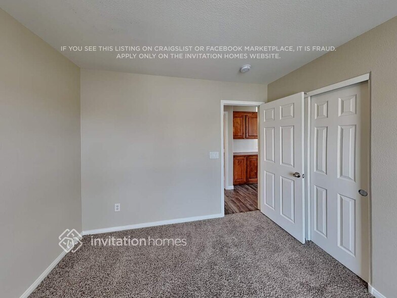 Building Photo - 1275 Sand Castle Ave