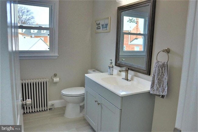 Building Photo - Charming Restored 5BR, 3.5BA Colonial Minutes from D.C.