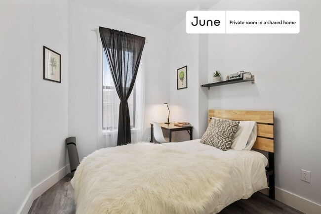 Building Photo - 1389 Flatbush Ave