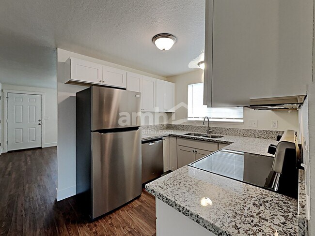 Building Photo - 16970 SW Steele Way