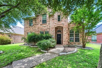 Building Photo - 5 Bedroom Home with Brand-New Carpet in Grayhawk | 3-Car Garage | Frisco ISD | Game Room
