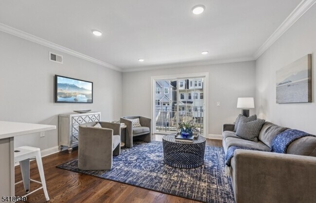 Building Photo - 139 N 15th St