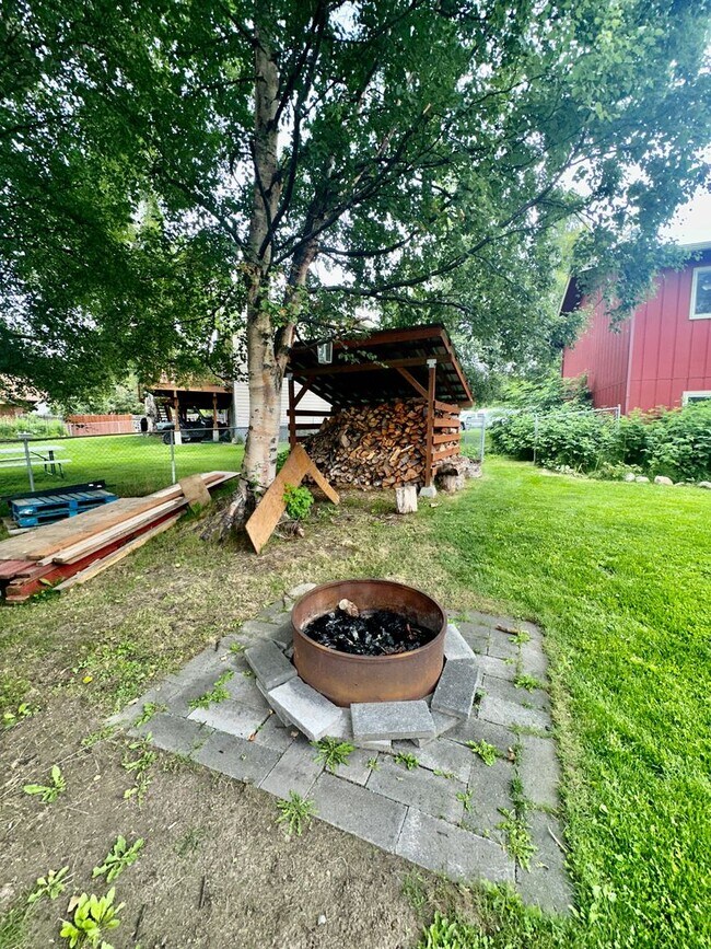 Building Photo - 10840 Delta Cir