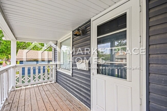 Building Photo - 11256 S Homewood Ave