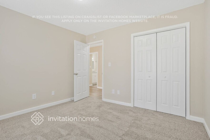 Building Photo - 282 Seals Dr