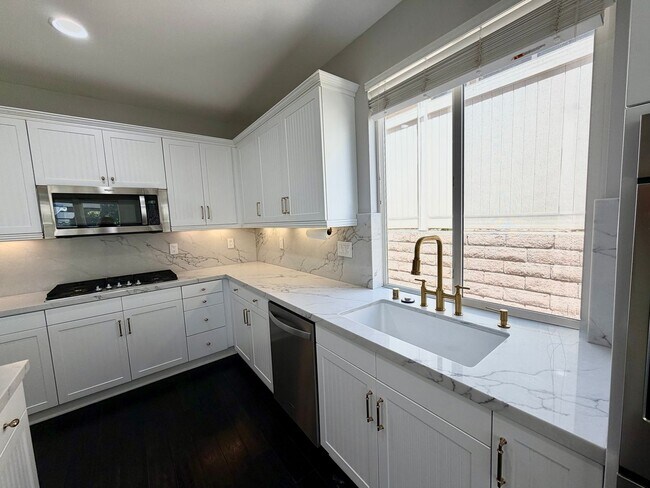 Building Photo - 35614 Bovard St