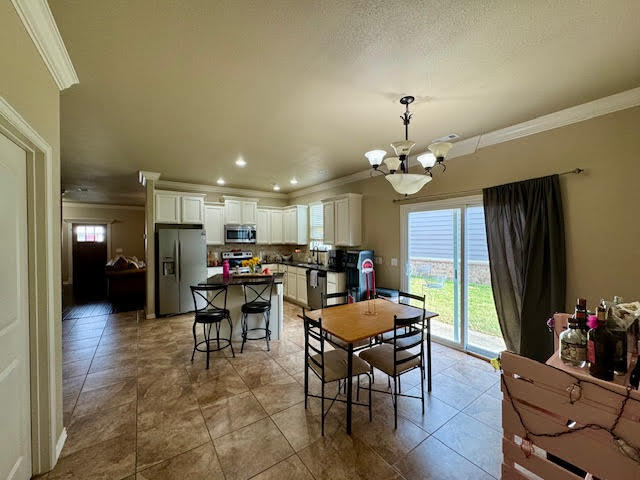 Building Photo - 592 N Longfellow Ln