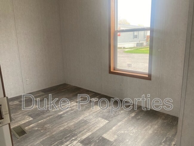 Building Photo - 6009 Boyd Rd