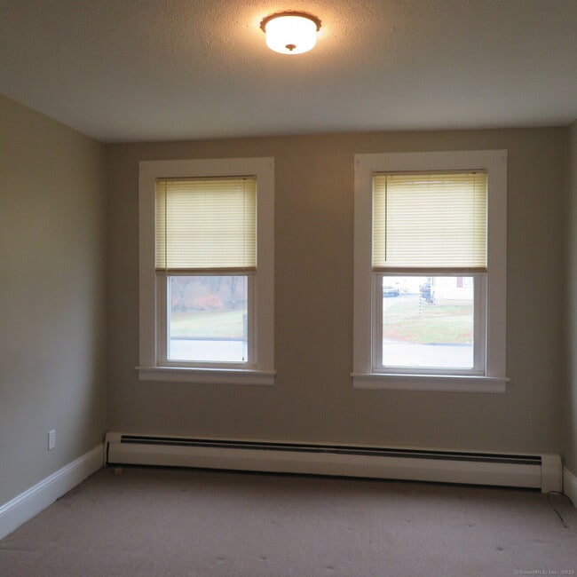 Building Photo - 57 Artisan St