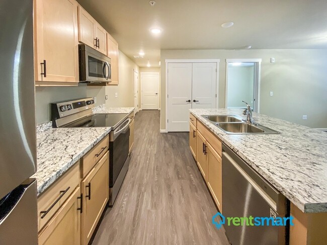 Building Photo - 3484 MT-200