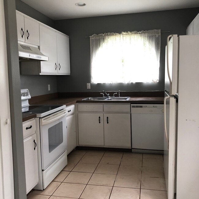 Building Photo - Super Cute 3 Bed / 2 Bath Home In Sanford