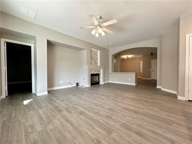 Building Photo - 2547 Belgreen St