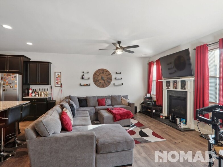 Building Photo - 2568 Centennial Pl