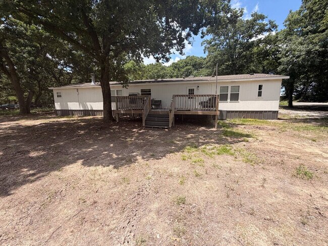 Building Photo - 2988 Lisa Dr
