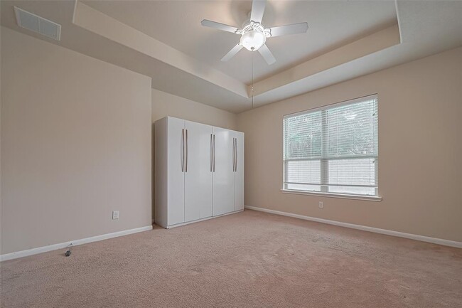 Building Photo - 26027 Chapman Falls Dr
