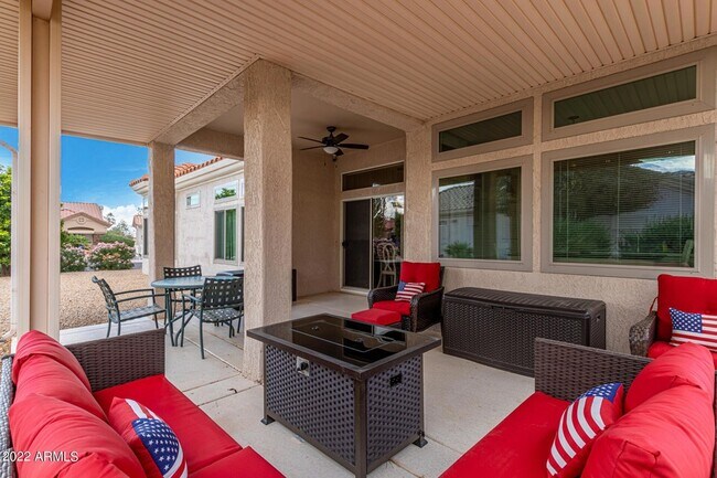 Building Photo - 14113 W Robertson Dr