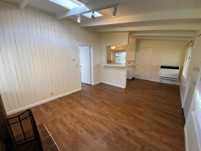 Building Photo - 1314 Lincoln Ave