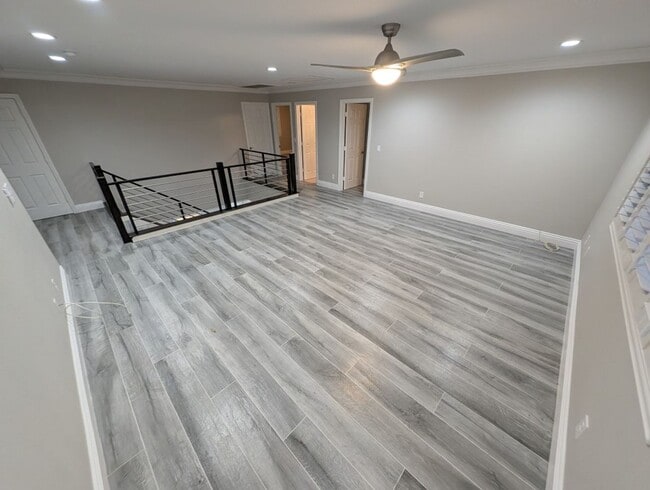 Building Photo - 11005 Salford Dr