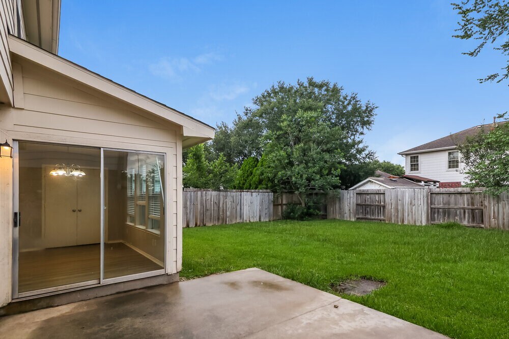 Building Photo - 21118 Bridgemeadows Ln
