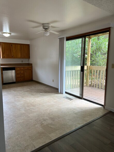 Building Photo - 2159 Nomad Ct SE