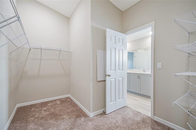 Building Photo - 1345 Derry Ave