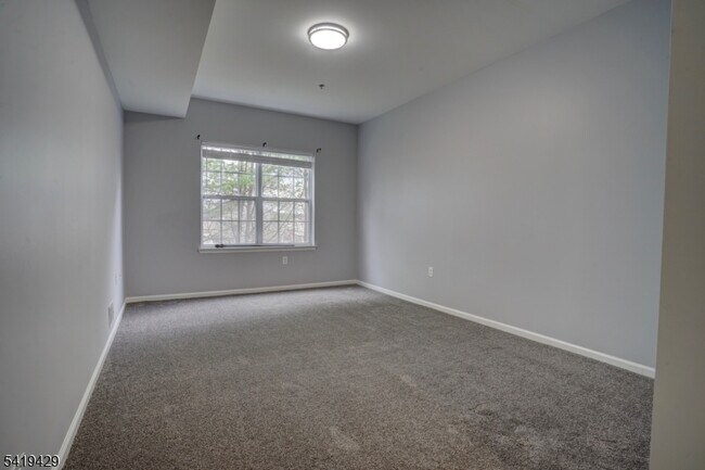 Building Photo - 15 Conover Terrace