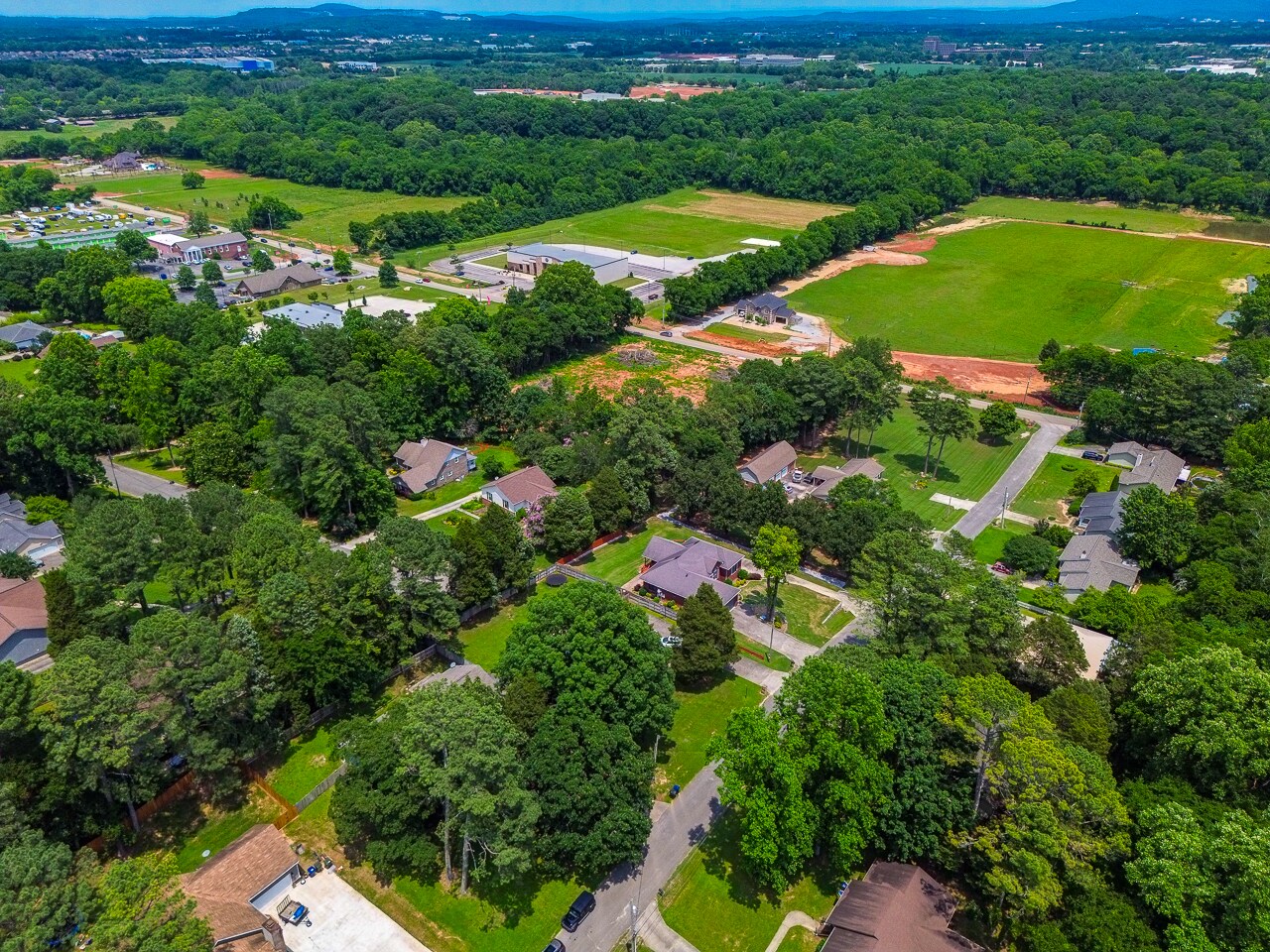 Building Photo - 157 Greenwood Dr