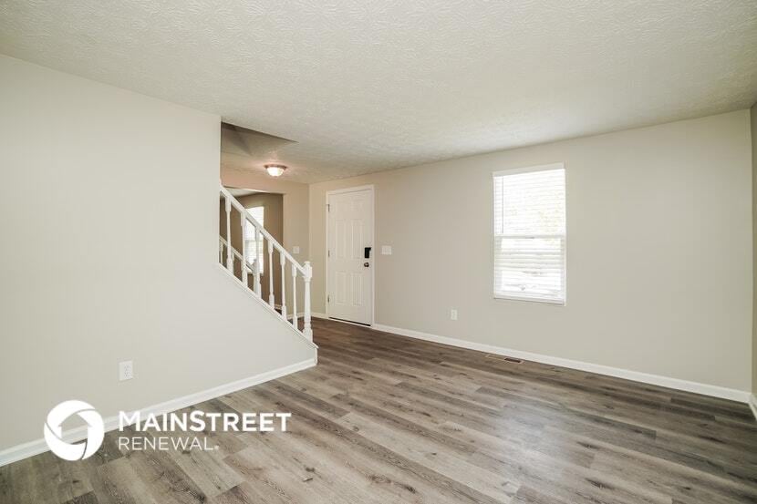 Building Photo - 696 Maclam Dr