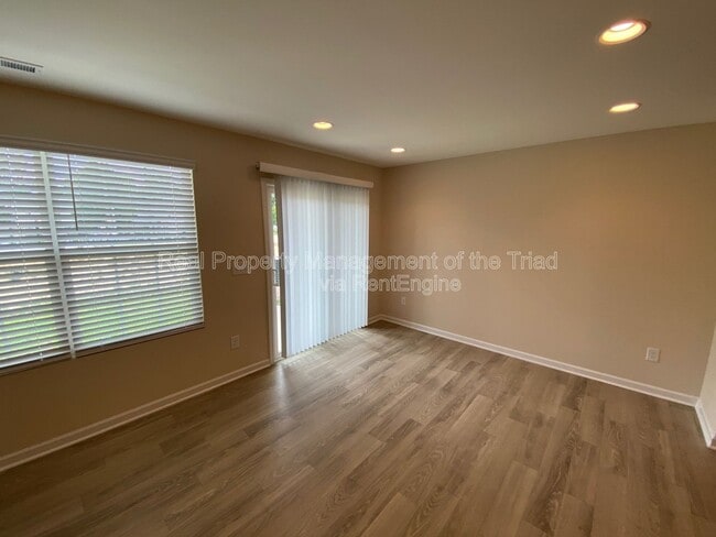 Building Photo - 3907 Copperfield Ct