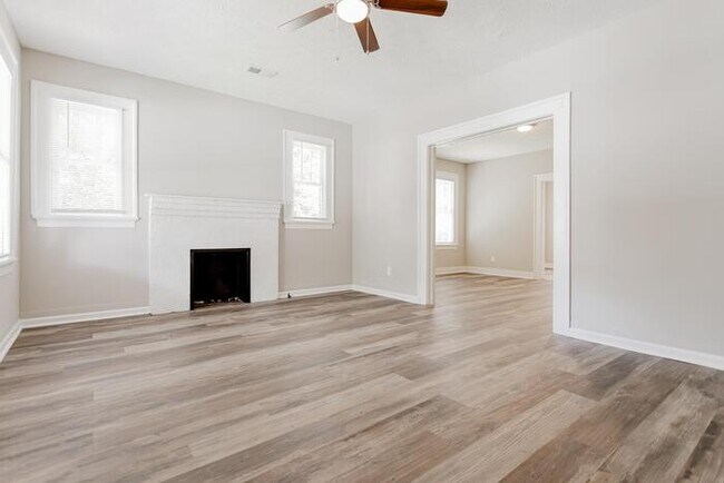 Building Photo - Charming 2 Bedroom in Phenix City!