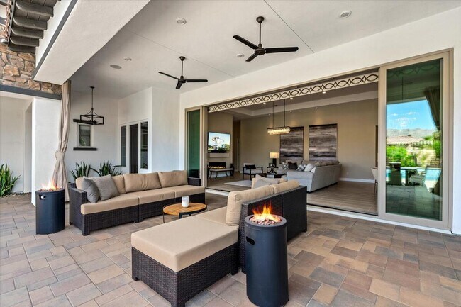 Building Photo - 54770 Cavalcade Ct