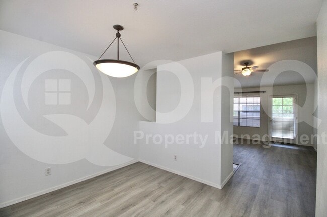 Building Photo - 5950 N 78th St