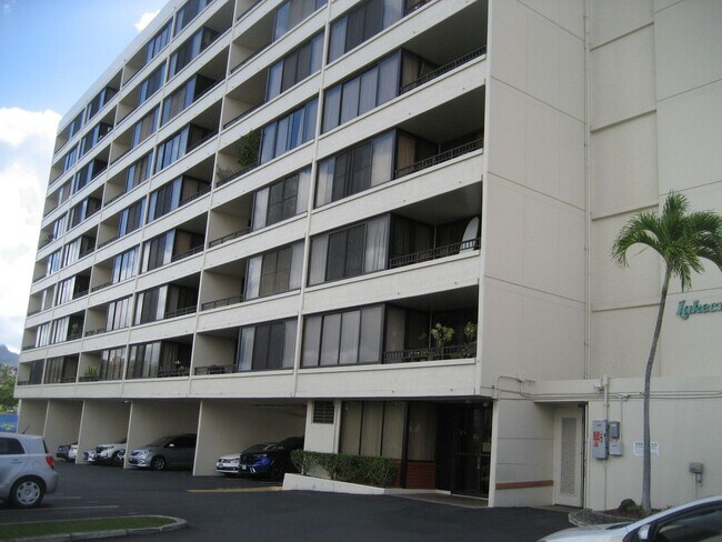 Building Photo - High Desirable 2 Bedroom 2 Bath Corner Uni...