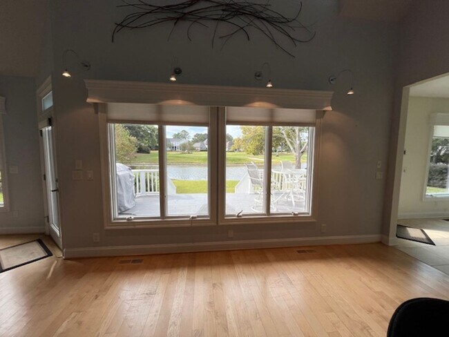 Building Photo - Welcome to Elegant Living in the Charming ...