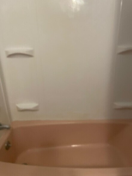 Building Photo - 1415 NW Deane St