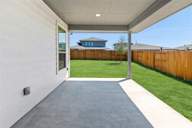 Building Photo - 8901 Chrysler Bend