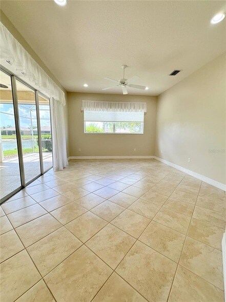 Building Photo - 8899 Eagle Bay Ct