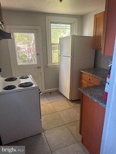 Building Photo - 6322 Rising Sun Ave