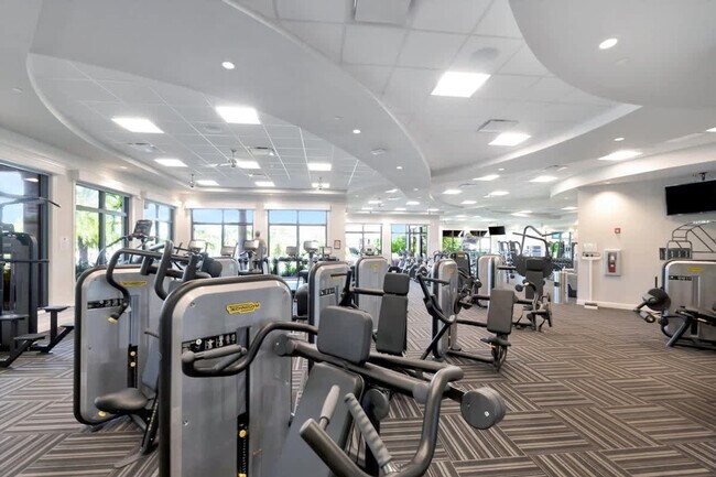 Building Photo - 5720 Palmer Cir