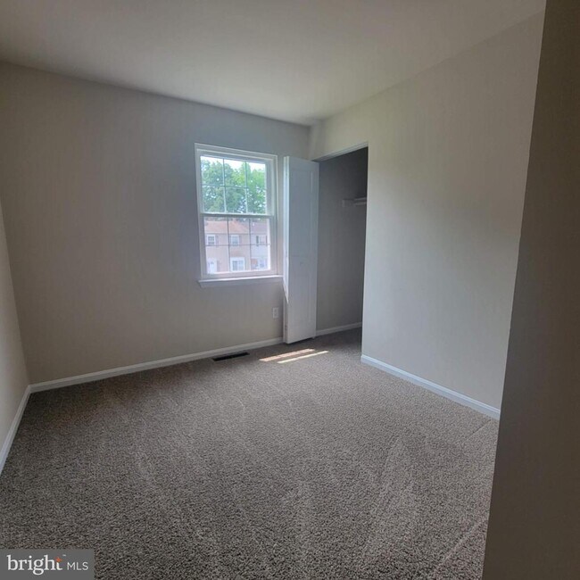 Building Photo - 3381 Ryon Ct