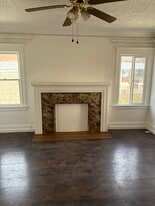 Building Photo - 601 W 74th St