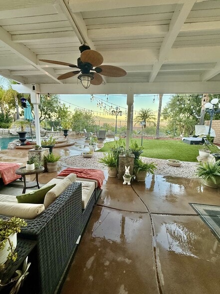 Building Photo - 1485 Clearview Cir