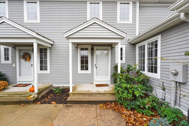 Building Photo - 43 Copley Rd